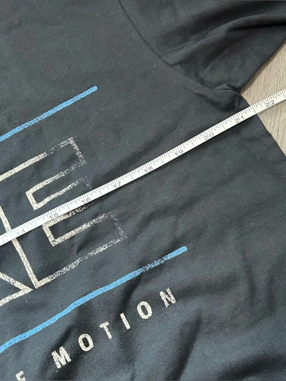 Nike Dept. Of Motion Graphic Tee Mens Cropped Tshirt blue‎ Size small NWT